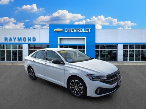 Used 2024 Volkswagen Jetta Sport FWD image 10