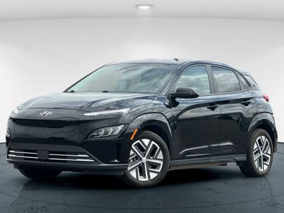Used 2023 Hyundai Kona Limited w/ Cargo Package