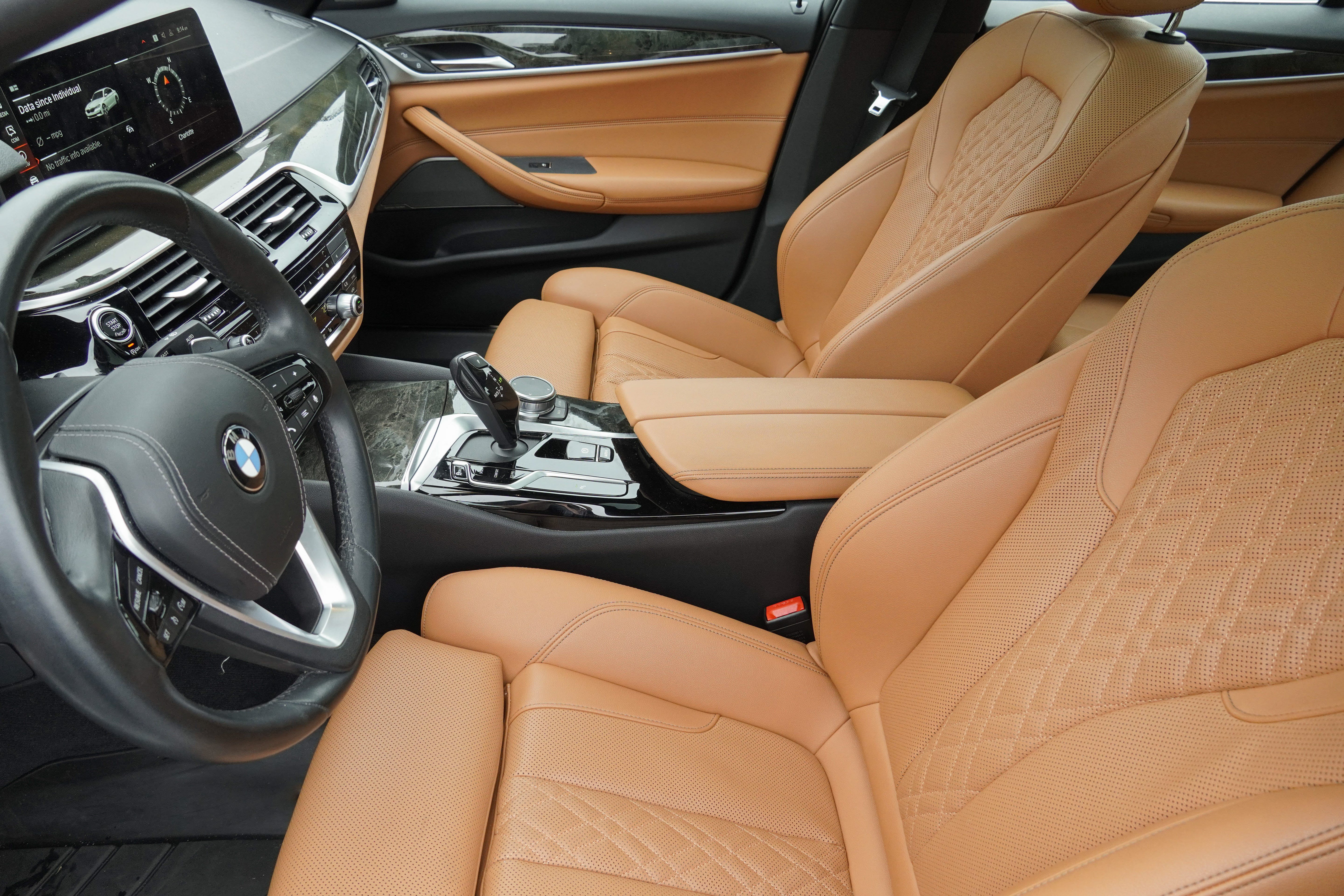 Certified 2023 BMW 530i w/ Premium Package RWD image 8