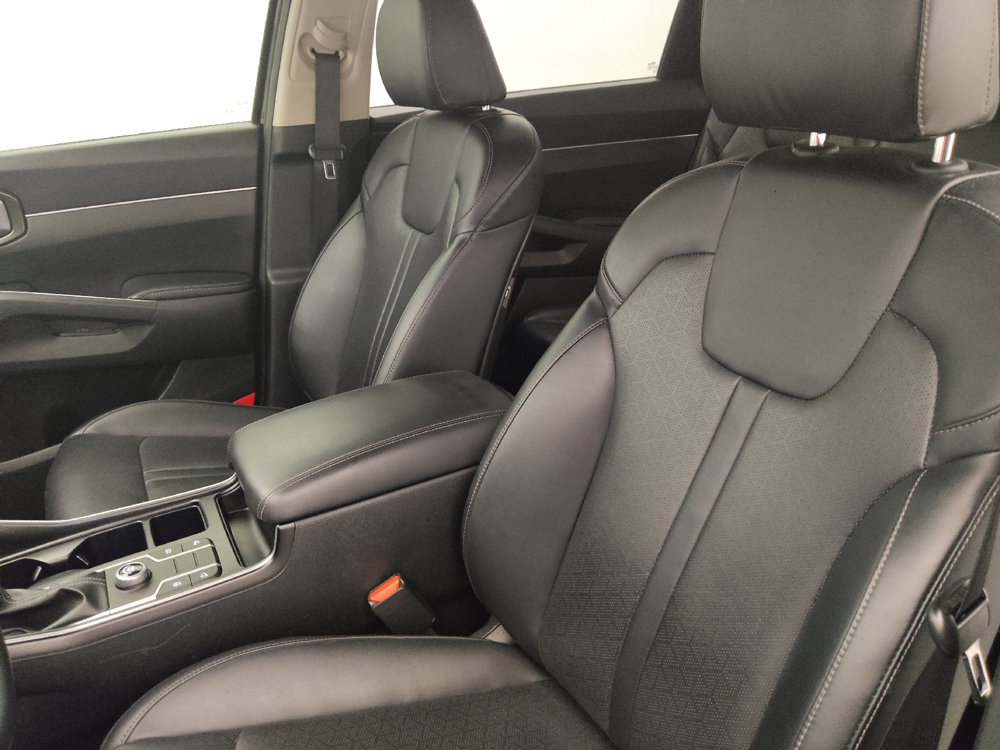Used 2021 Kia Sorento S FWD image 17