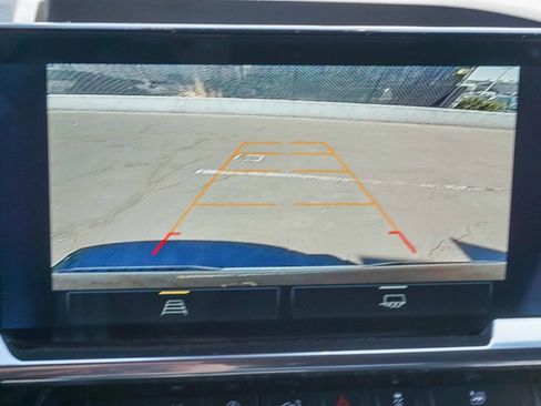 Used 2024 Chevrolet Silverado 1500 LT image 23