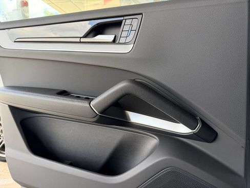 New 2026 Porsche Cayenne Coupe AWD/4WD image 25