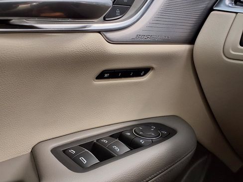 Certified 2025 Cadillac XT6 Premium Luxury FWD image 31