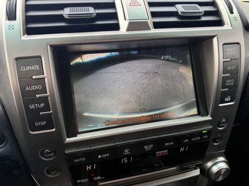 Used 2011 Lexus GX 460 Premium image 8