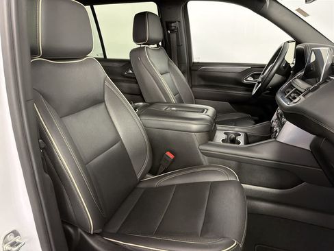 Used 2024 GMC Yukon SLT RWD image 20