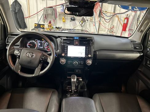 Certified 2021 Toyota 4Runner TRD Off-Road Premium w/ Moonroof Package image 17