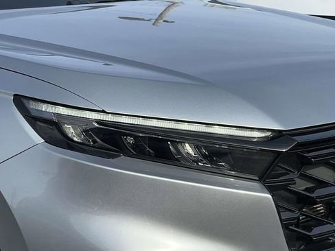 Used 2023 Honda CR-V Sport Touring image 8