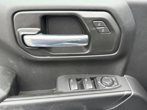 Used 2026 Chevrolet Silverado 1500 Custom RWD image 15