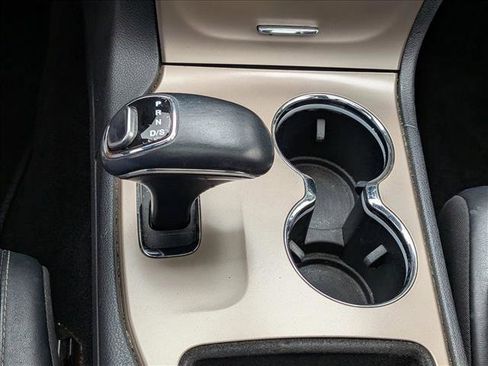 Used 2014 Jeep Grand Cherokee Limited w/ Luxury Group II RWD image 10