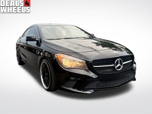 Used 2016 Mercedes-Benz CLA 250 4MATIC image 3