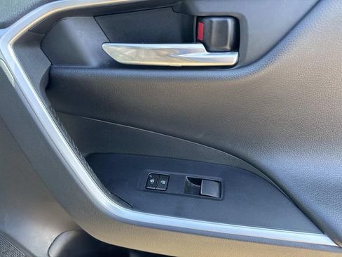 Used 2020 Toyota RAV4 XSE AWD/4WD image 20