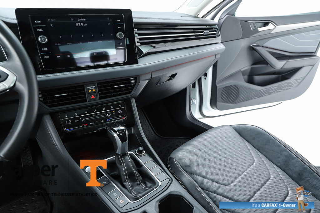 Used 2025 Volkswagen Jetta SEL FWD image 60