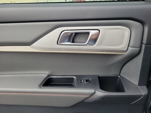 New 2026 Ford Explorer Active AWD/4WD image 15