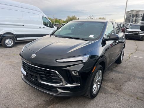 Used 2025 Buick Encore GX Preferred image 22