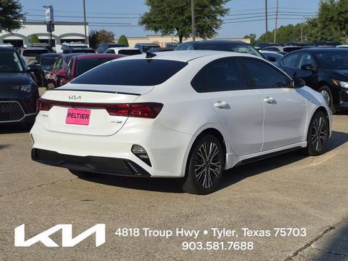 Certified 2024 Kia Forte GT-Line FWD image 9
