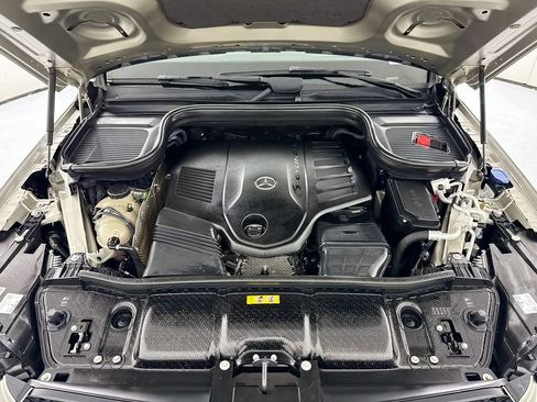 Certified 2023 Mercedes-Benz GLS 450 4MATIC image 30