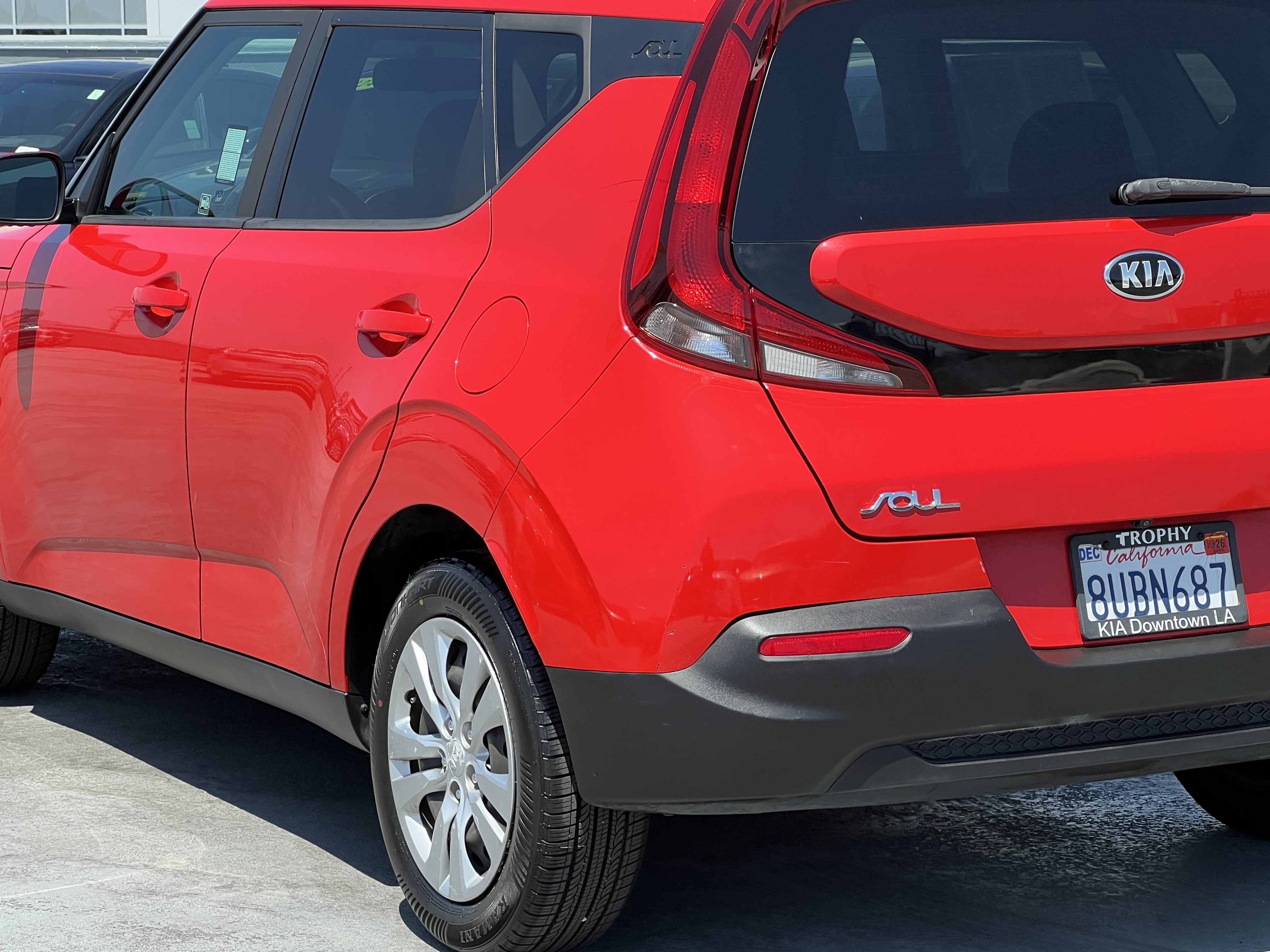 Used 2020 Kia Soul LX FWD image 5