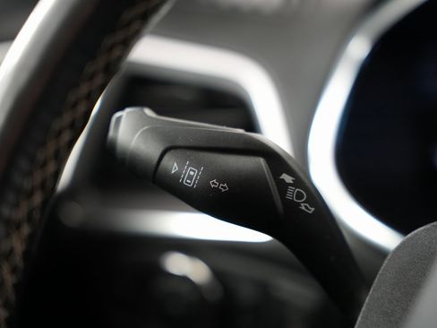 Used 2019 Ford Edge ST w/ Convenience Package image 14