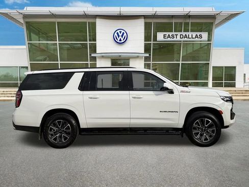 Used 2024 Chevrolet Suburban Z71 w/ Off-Road Capability Package AWD/4WD image 2
