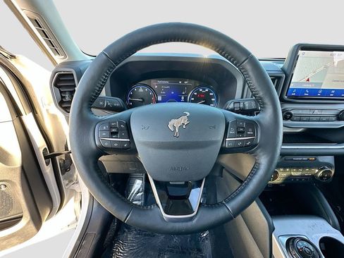 Used 2022 Ford Bronco Sport Outer Banks w/ Tech Package image 11