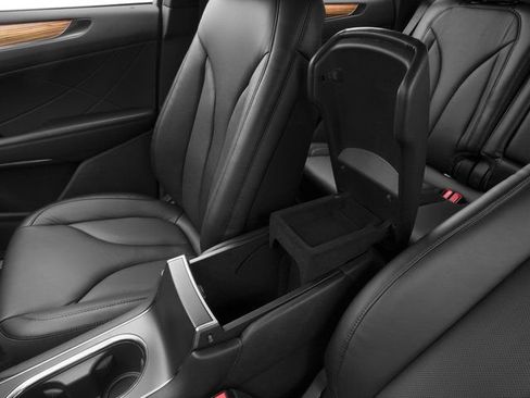 Used 2017 Lincoln MKC Select w/ Select Plus Package FWD image 18