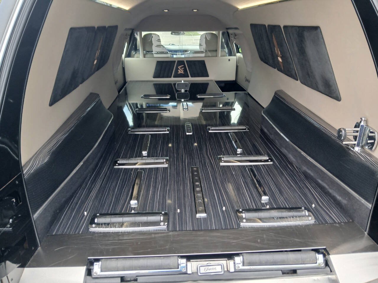 Used 2018 Cadillac XTS FWD image 12