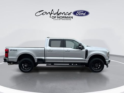Used 2024 Ford F250 Lariat w/ Black Appearance Package AWD/4WD image 10