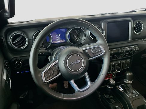 Used 2023 Jeep Wrangler Unlimited Rubicon 4xe AWD/4WD image 18