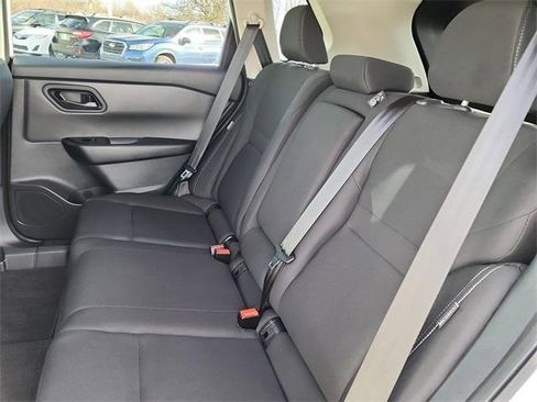 Used 2025 Nissan Rogue S image 15