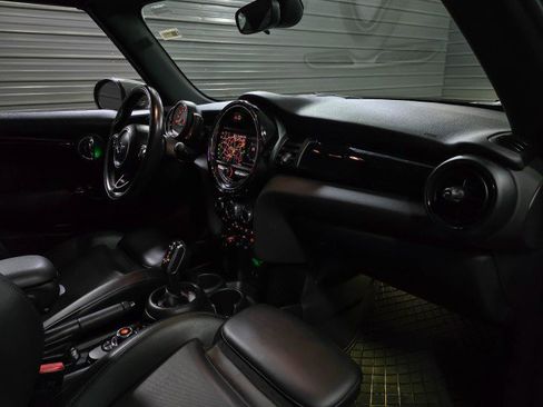 Used 2020 MINI Cooper S image 13