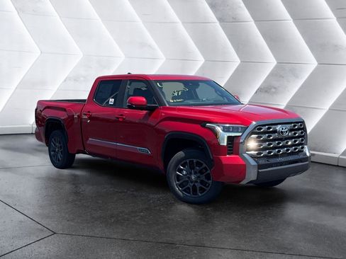 Used 2026 Toyota Tundra Platinum AWD/4WD image 1