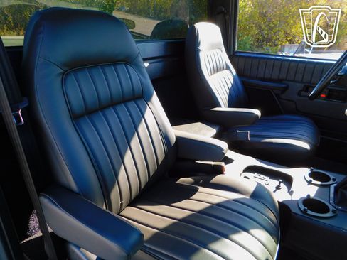 Used 1989 Chevrolet Silverado 3500 2WD Regular Cab image 16