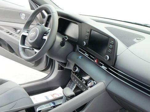 New 2026 Hyundai Elantra SEL Sport image 25