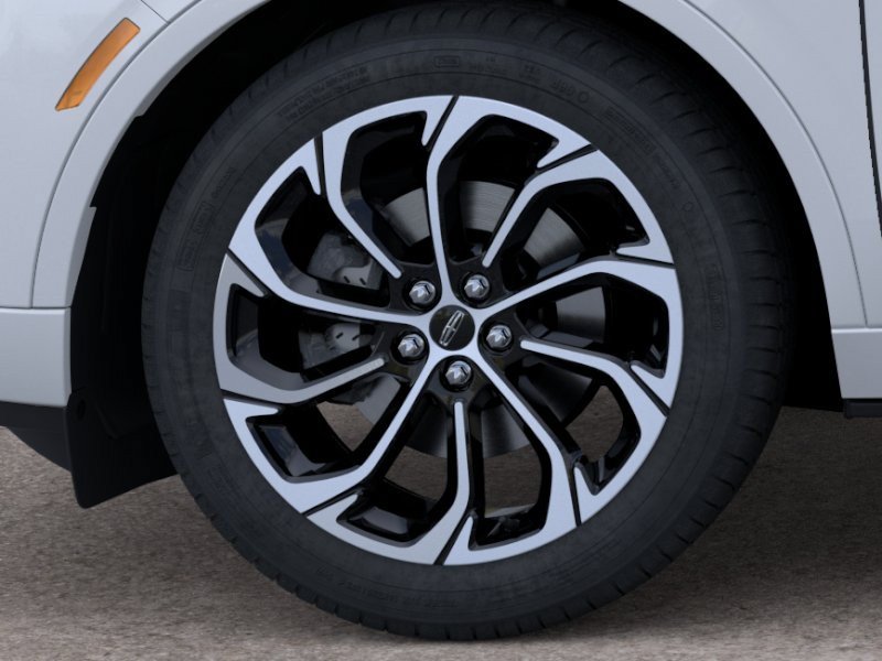 New 2026 Lincoln Nautilus Reserve AWD/4WD image 19