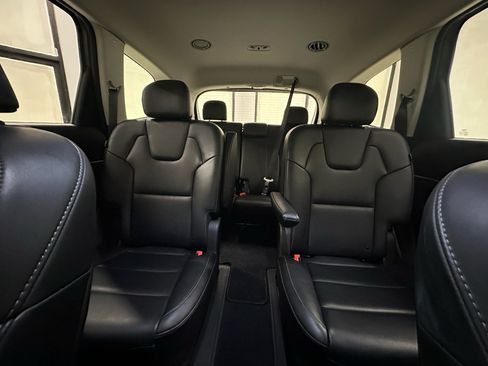 Used 2025 Kia Telluride S FWD image 32