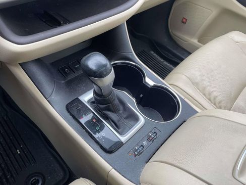 Used 2016 Toyota Highlander Limited image 45