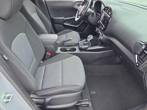 Used 2021 Kia Soul EX FWD image 17