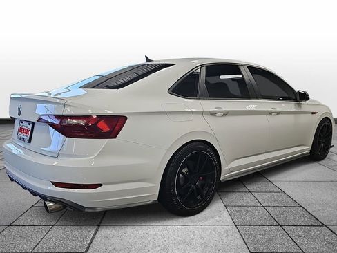 Used 2020 Volkswagen Jetta GLI image 5
