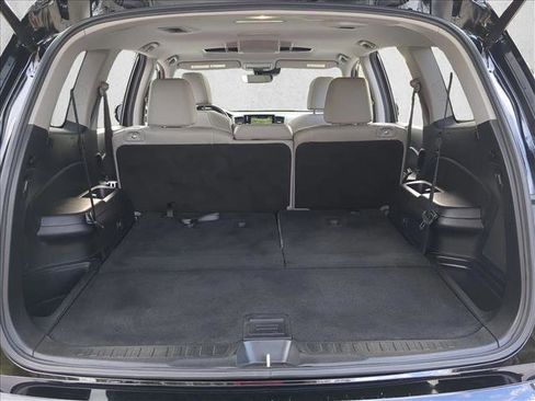 Used 2019 Honda Pilot Touring image 6