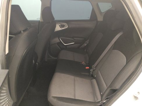 Used 2020 Kia Soul LX FWD image 18