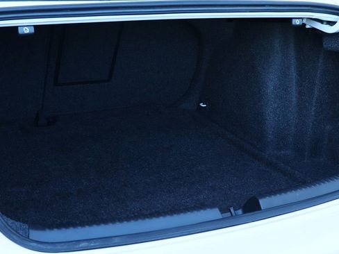 Used 2017 Volkswagen Jetta SE image 25