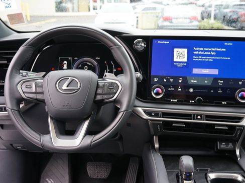 Used 2024 Lexus RX 350h RX 350h Premium w/ Convenience Package image 26