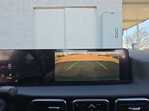 New 2026 Nissan Sentra SR image 9