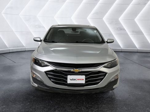 Used 2022 Chevrolet Malibu LT FWD image 2