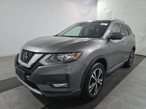 Used 2018 Nissan Rogue SL AWD/4WD image 2