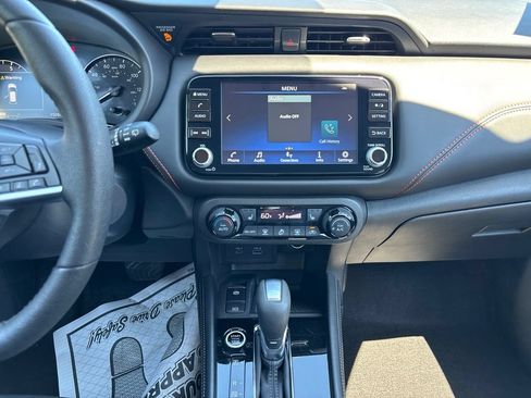 Used 2024 Nissan Kicks SR w/ SR Premium Package FWD image 26