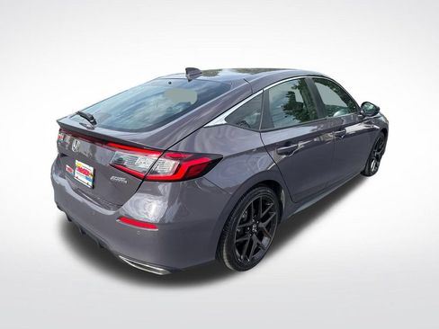 Used 2024 Honda Civic Sport Touring image 5