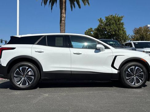 Used 2026 Chevrolet Blazer EV LT FWD image 4