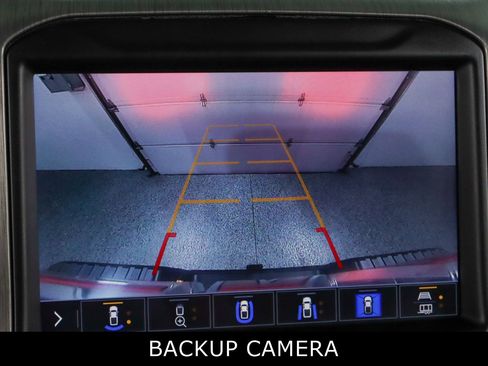 Used 2023 GMC Sierra 2500 Denali w/ Denali Black Diamond Edition image 19