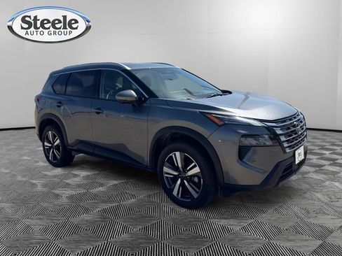 Used 2026 Nissan Rogue SL AWD/4WD image 7